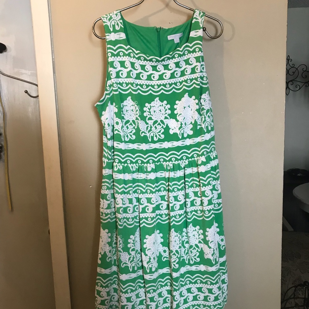 Exter large New York and company summer dress